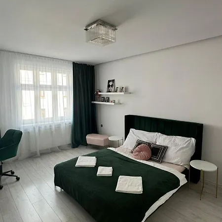 Ferienwohnung Ah Family Zimna Košice Exterior foto