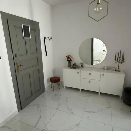 Ferienwohnung Ah Family Zimna Košice Exterior foto