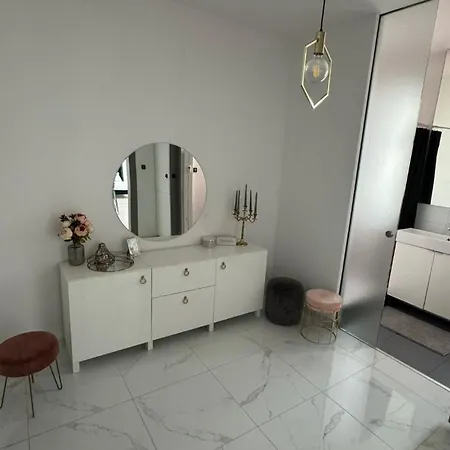 Ferienwohnung Ah Family Zimna Košice Exterior foto